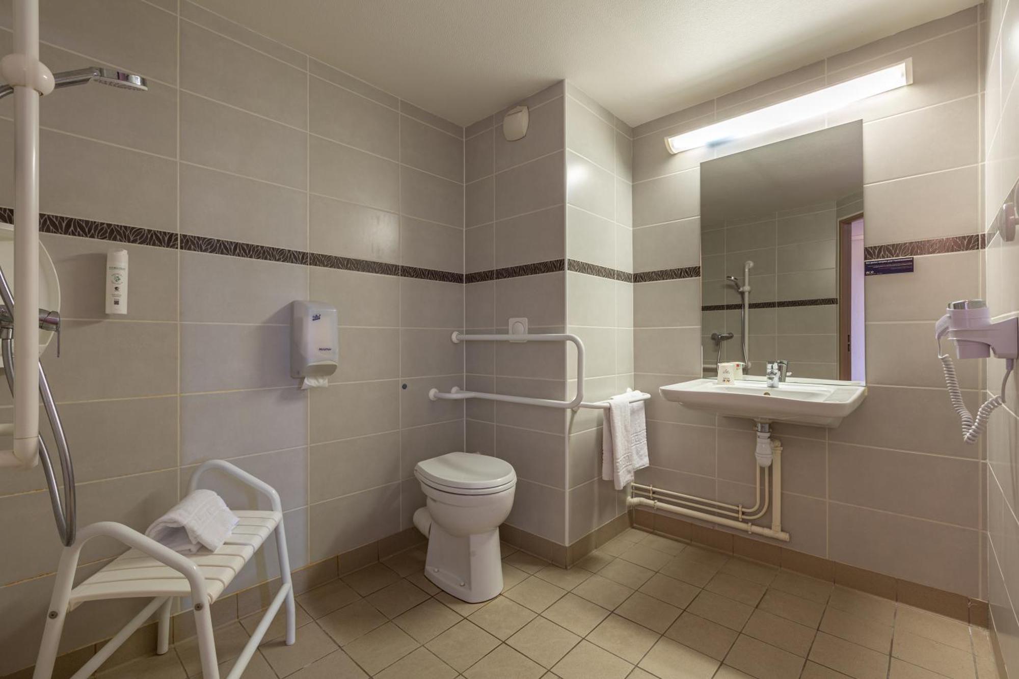 Ace Hotel Chateauroux Deols Екстер'єр фото