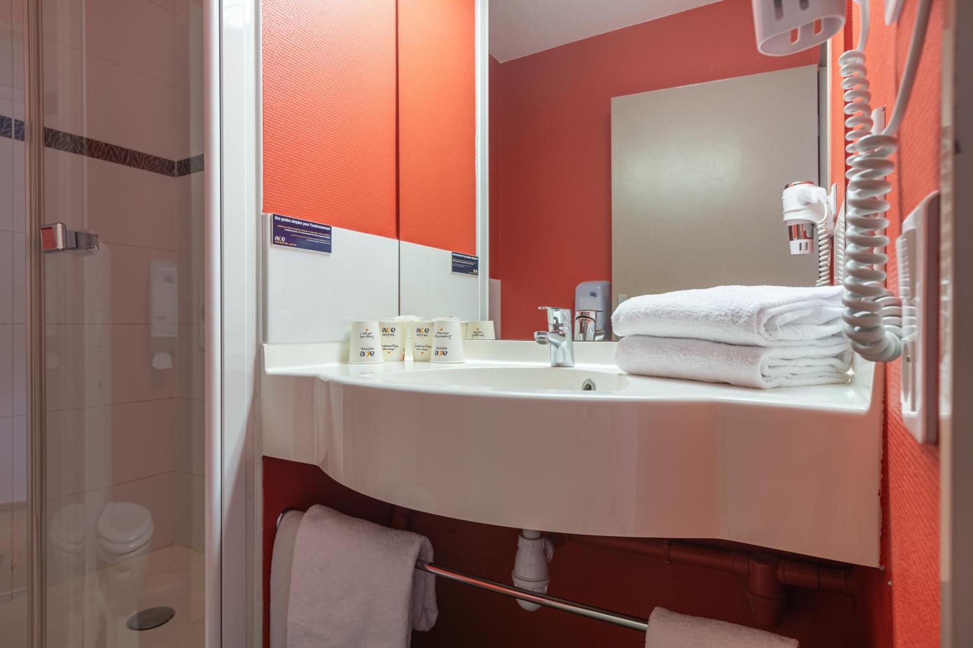 Ace Hotel Chateauroux Deols Екстер'єр фото